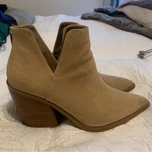 Vince Camuto Gigietta Bootie